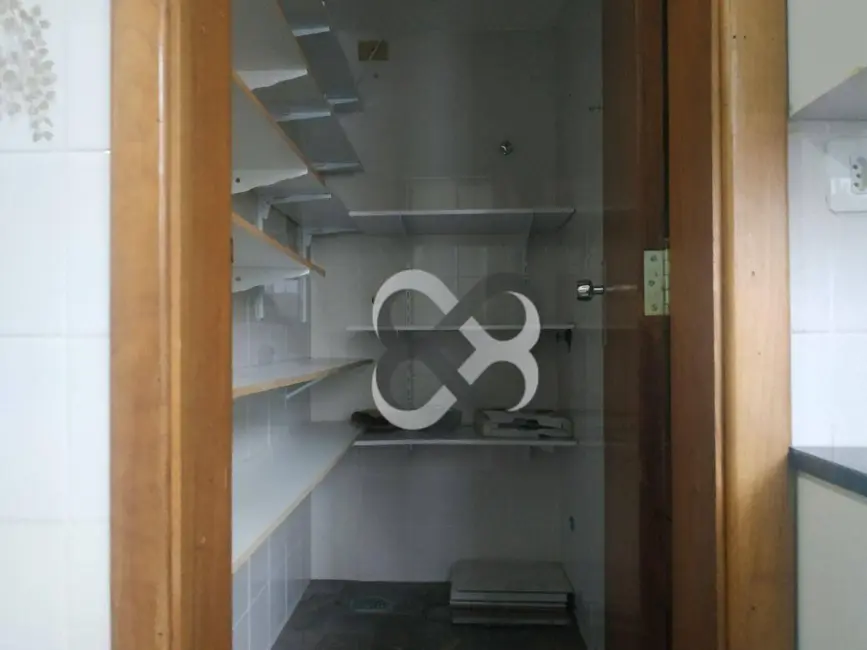Apartamento com 3 quartos à venda, 76m2 em Vila Larsen 1, Londrina - PR - imagem 9 Foto 9 de Apartamento com 3 quartos à venda, 76m2 em Vila Larsen 1, Londrina - PR