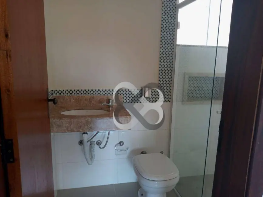 Foto 5 de Sobrado com 3 quartos para alugar, 200m2 em Bandeirantes, Londrina - PR