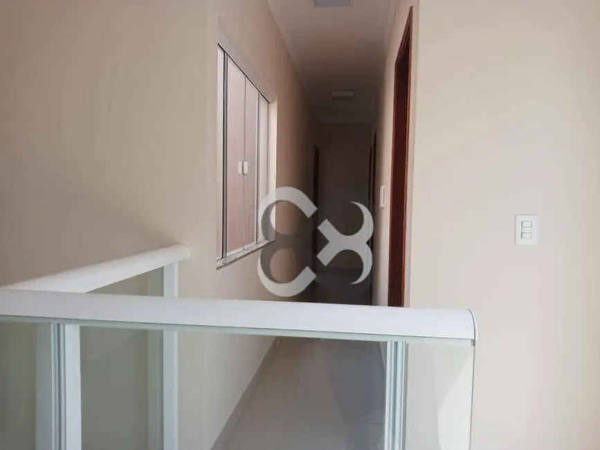 Foto 9 de Sobrado com 3 quartos para alugar, 200m2 em Bandeirantes, Londrina - PR