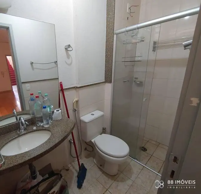 Foto 3 de Kitnet com 1 quarto à venda e para alugar, 43m2 em Centro, Londrina - PR