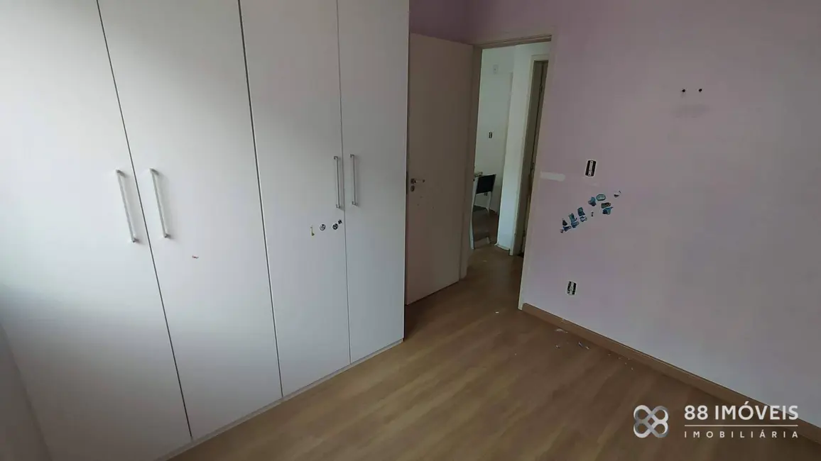 Apartamento com 2 quartos à venda, 60m2 em Londrina - PR - imagem 6 Foto 6 de Apartamento com 2 quartos à venda, 60m2 em Londrina - PR