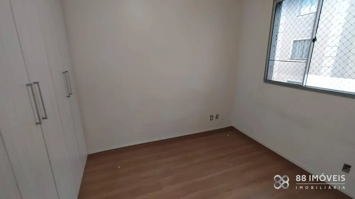Apartamento com 2 quartos à venda, 60m2 em Londrina - PR - imagem 9 Foto 9 de Apartamento com 2 quartos à venda, 60m2 em Londrina - PR