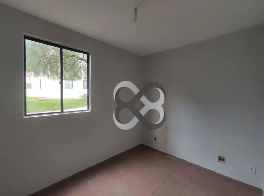 Foto 9 de Apartamento com 2 quartos para alugar, 39m2 em Jardim Novo Sabará, Londrina - PR