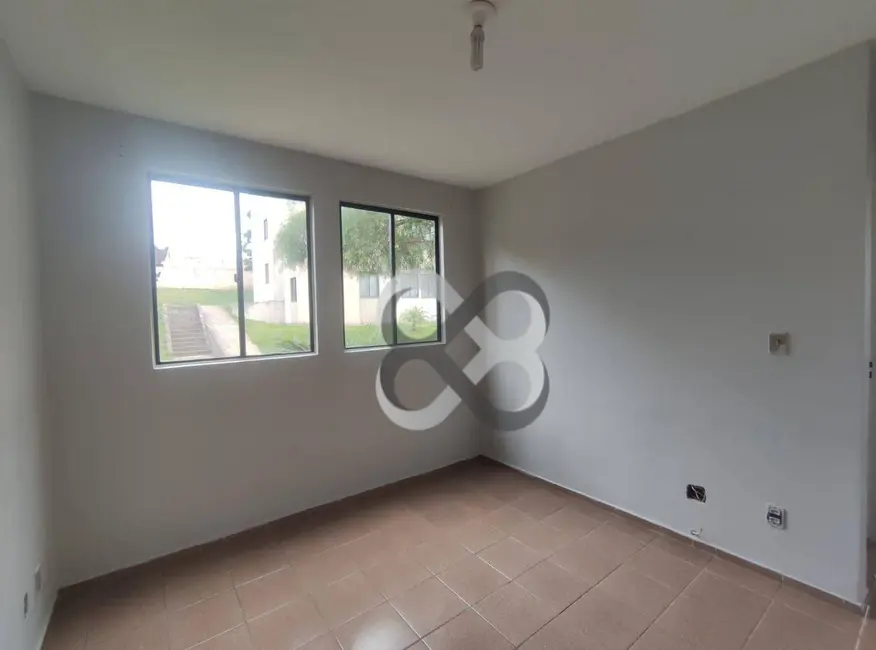 Foto 3 de Apartamento com 2 quartos para alugar, 39m2 em Jardim Novo Sabará, Londrina - PR
