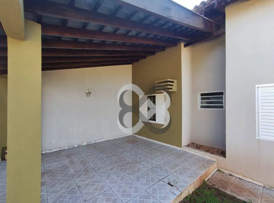 Foto 2 de Casa com 2 quartos à venda, 192m2 em Monte Carlo, Londrina - PR