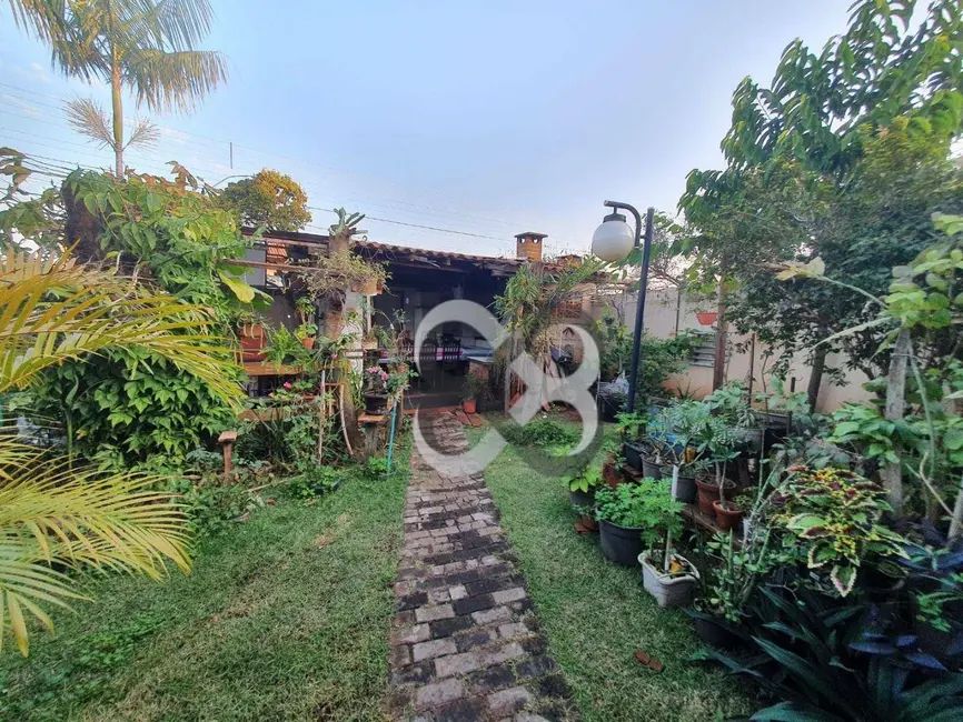 Foto 1 de Casa com 3 quartos à venda, 336m2 em Coliseu, Londrina - PR