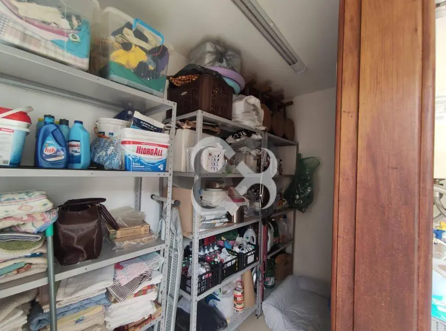 Foto 3 de Casa com 3 quartos à venda, 396m2 em Jardim Presidente, Londrina - PR