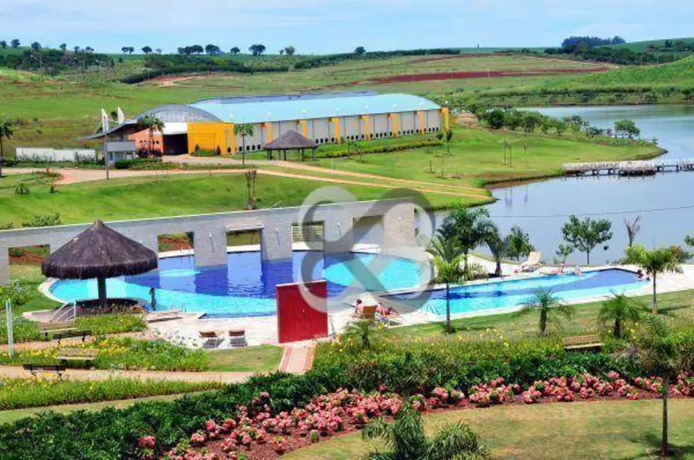 Terreno / Lote à venda, 1524m2 em Sertanopolis - PR - imagem 4 Foto 4 de Terreno / Lote à venda, 1524m2 em Sertanopolis - PR