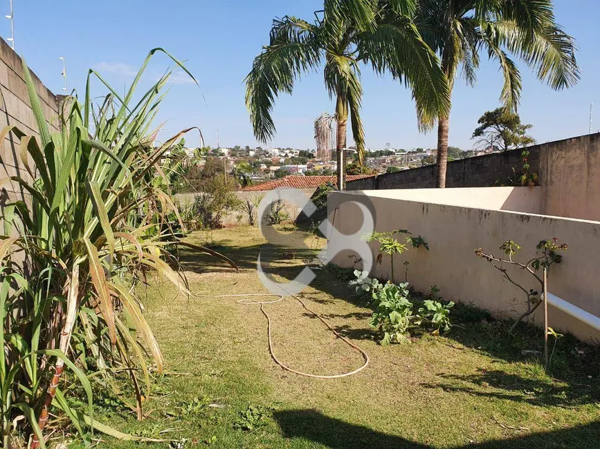 Chácara com 3 quartos à venda, 621m2 em Jardim Império do Sol, Londrina - PR - imagem 9 Foto 9 de Chácara com 3 quartos à venda, 621m2 em Jardim Império do Sol, Londrina - PR