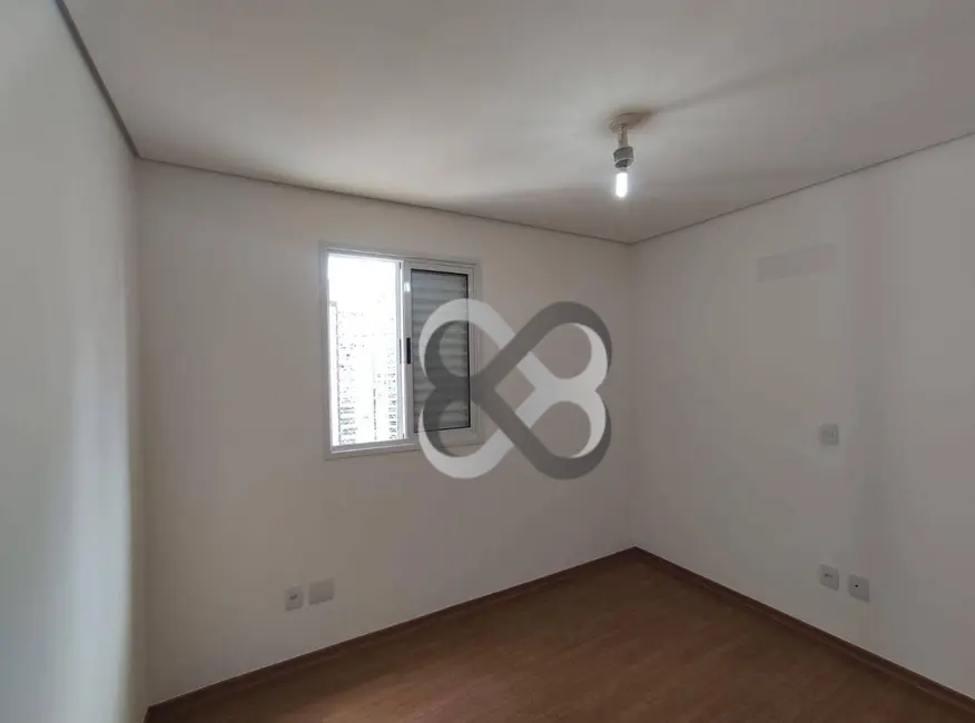 Foto 9 de Apartamento com 3 quartos para alugar, 110m2 em Londrina - PR