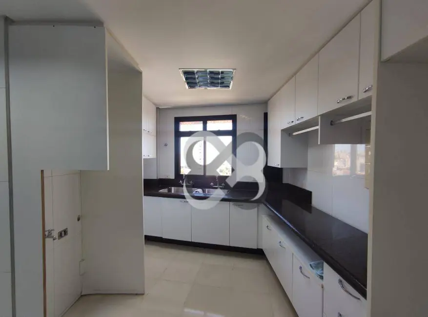 Apartamento com 5 quartos à venda e para alugar, 800m2 em Londrina - PR - imagem 9 Foto 9 de Apartamento com 5 quartos à venda e para alugar, 800m2 em Londrina - PR