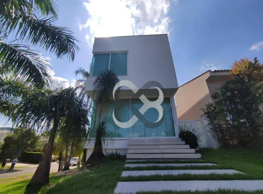 Casa de Condomínio com 3 quartos à venda, 365m2 em Aragarça, Londrina - PR - imagem 3 Foto 3 de Casa de Condomínio com 3 quartos à venda, 365m2 em Aragarça, Londrina - PR