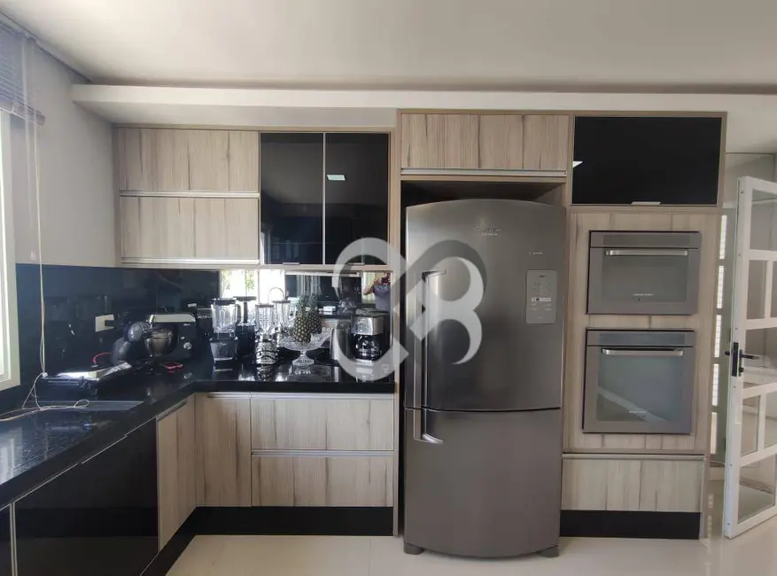 Casa de Condomínio com 3 quartos à venda, 365m2 em Aragarça, Londrina - PR - imagem 8 Foto 8 de Casa de Condomínio com 3 quartos à venda, 365m2 em Aragarça, Londrina - PR
