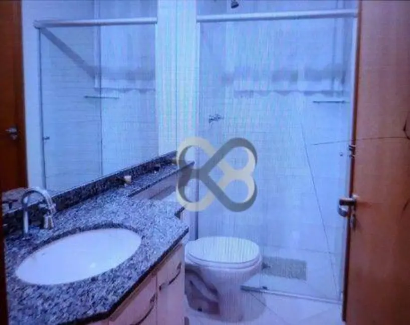 Apartamento com 3 quartos à venda, 150m2 em Centro, Londrina - PR - imagem 9 Foto 9 de Apartamento com 3 quartos à venda, 150m2 em Centro, Londrina - PR