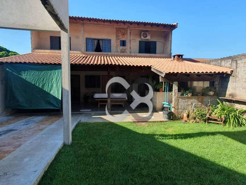 Foto 2 de Casa com 3 quartos à venda, 250m2 em Conjunto Café, Londrina - PR
