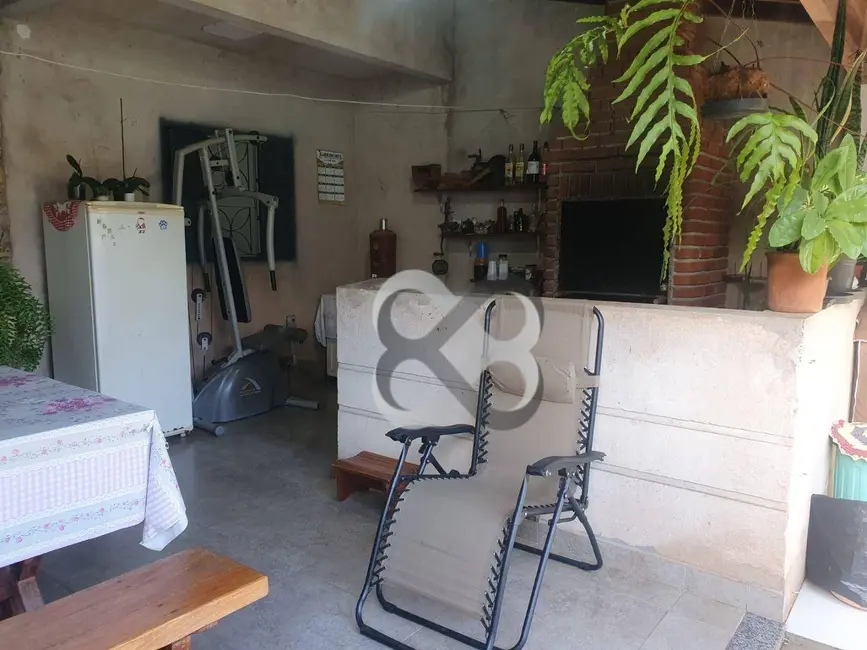 Foto 8 de Casa com 3 quartos à venda, 250m2 em Conjunto Café, Londrina - PR