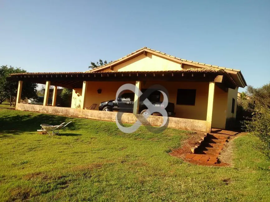 Foto 2 de Chácara com 1 quarto para alugar, 2000m2 em Londrina - PR