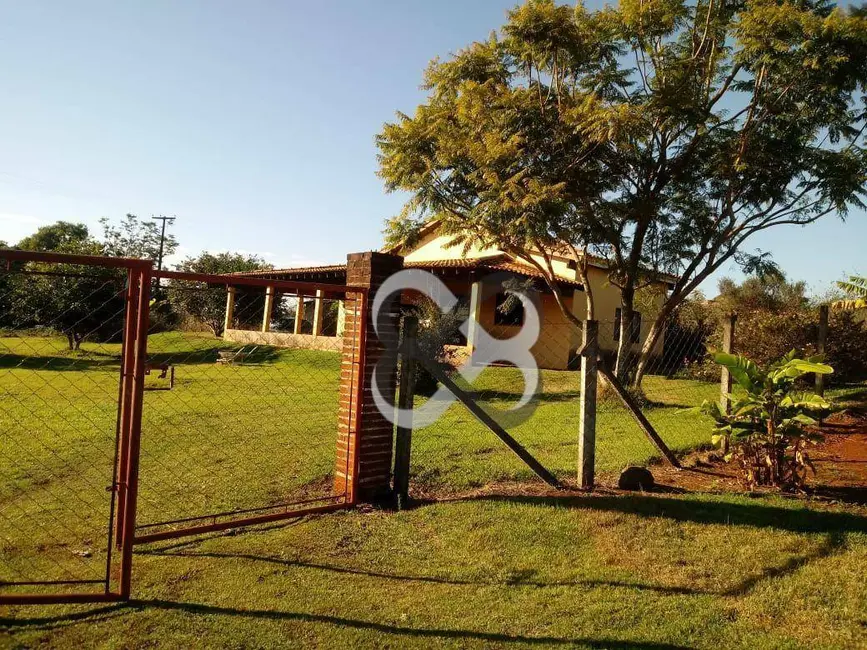 Foto 1 de Chácara com 1 quarto para alugar, 2000m2 em Londrina - PR