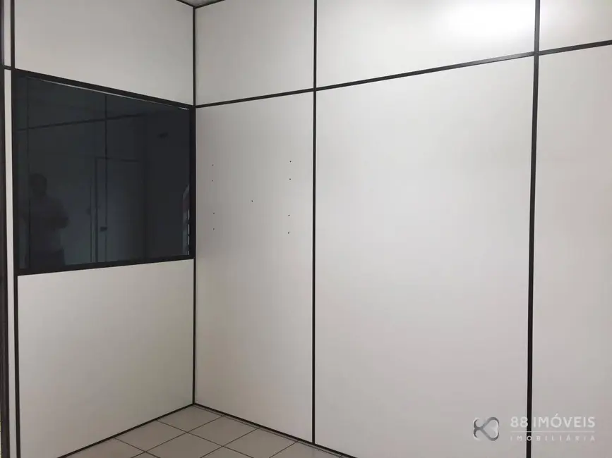 Foto 7 de Sala Comercial para alugar, 444m2 em Boa Vista, Londrina - PR