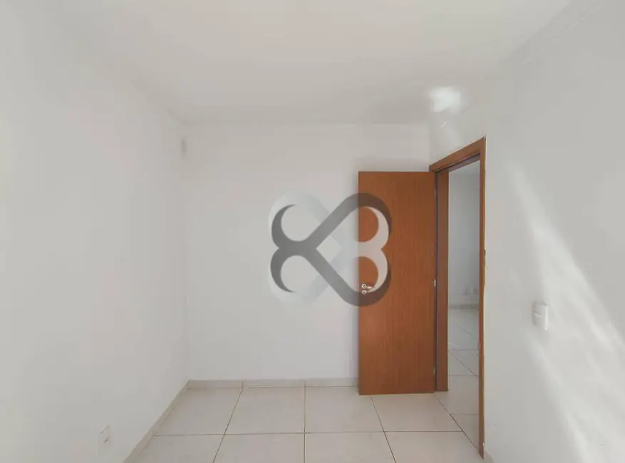 Apartamento com 2 quartos para alugar, 50m2 em Londrina - PR - imagem 9 Foto 9 de Apartamento com 2 quartos para alugar, 50m2 em Londrina - PR