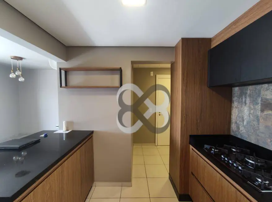 Apartamento com 3 quartos à venda, 168m2 em Londrina - PR - imagem 3 Foto 3 de Apartamento com 3 quartos à venda, 168m2 em Londrina - PR