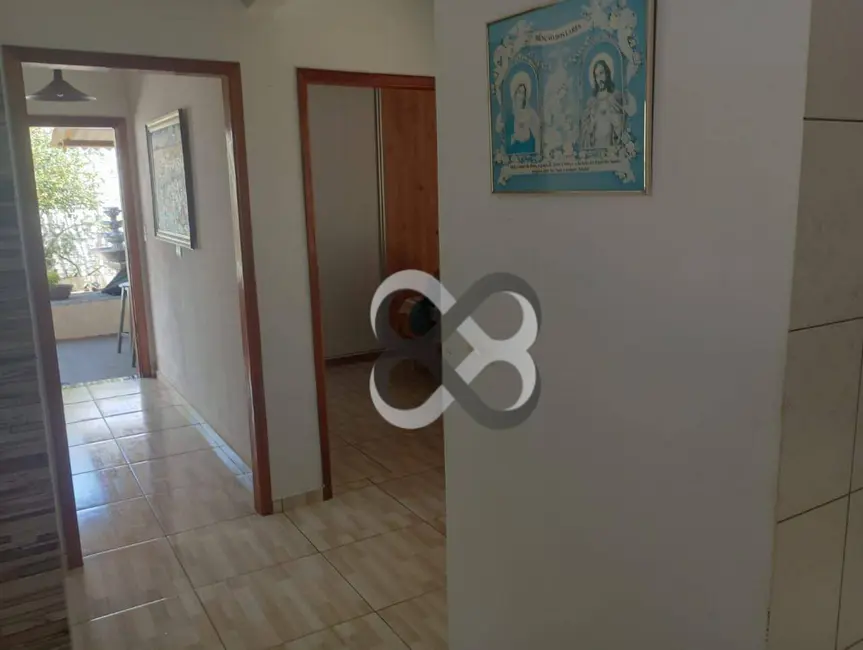 Casa com 2 quartos à venda, 258m2 em Residencial Abussafe, Londrina - PR - imagem 4 Foto 4 de Casa com 2 quartos à venda, 258m2 em Residencial Abussafe, Londrina - PR