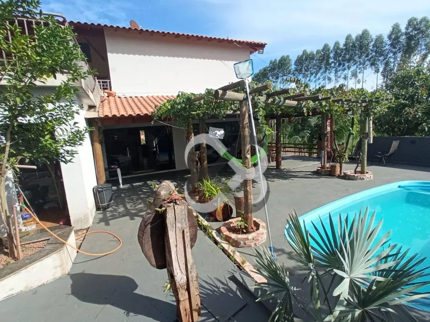 Chácara com 5 quartos à venda, 17000m2 em Londrina - PR - imagem 5 Foto 5 de Chácara com 5 quartos à venda, 17000m2 em Londrina - PR