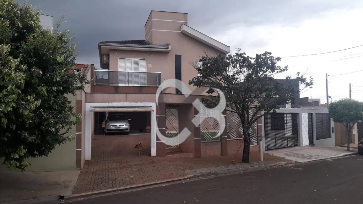 Foto 2 de Sobrado com 3 quartos à venda, 282m2 em Andes, Londrina - PR