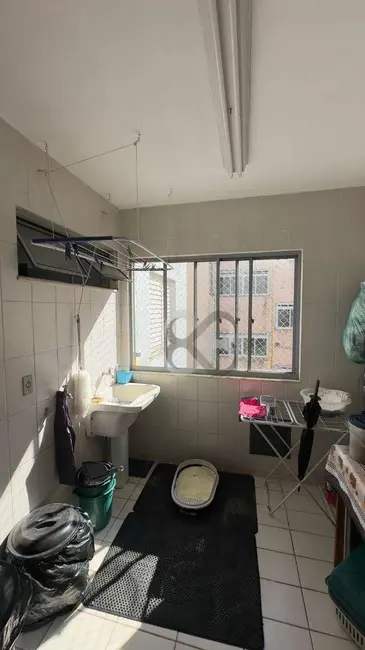 Apartamento com 3 quartos à venda, 115m2 em Dom Bosco, Londrina - PR - imagem 5 Foto 5 de Apartamento com 3 quartos à venda, 115m2 em Dom Bosco, Londrina - PR