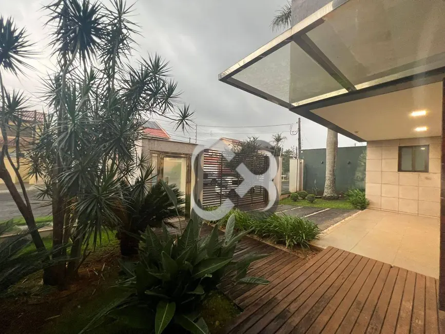 Foto 4 de Casa com 4 quartos à venda, 500m2 em Mediterrâneo, Londrina - PR