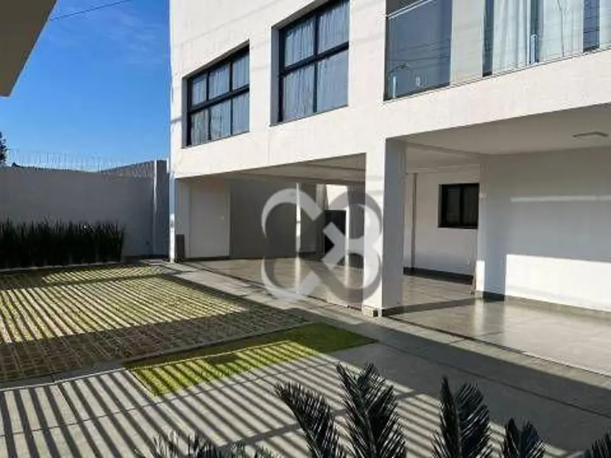 Casa com 4 quartos à venda, 500m2 em Jardim Lolata, Londrina - PR - imagem 2 Foto 2 de Casa com 4 quartos à venda, 500m2 em Jardim Lolata, Londrina - PR