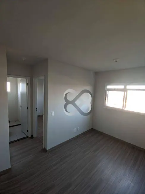 Foto 2 de Apartamento com 2 quartos à venda, 65m2 em Colinas, Londrina - PR