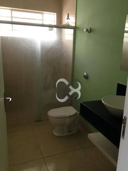 Foto 7 de Casa com 3 quartos para alugar, 340m2 em San Remo, Londrina - PR