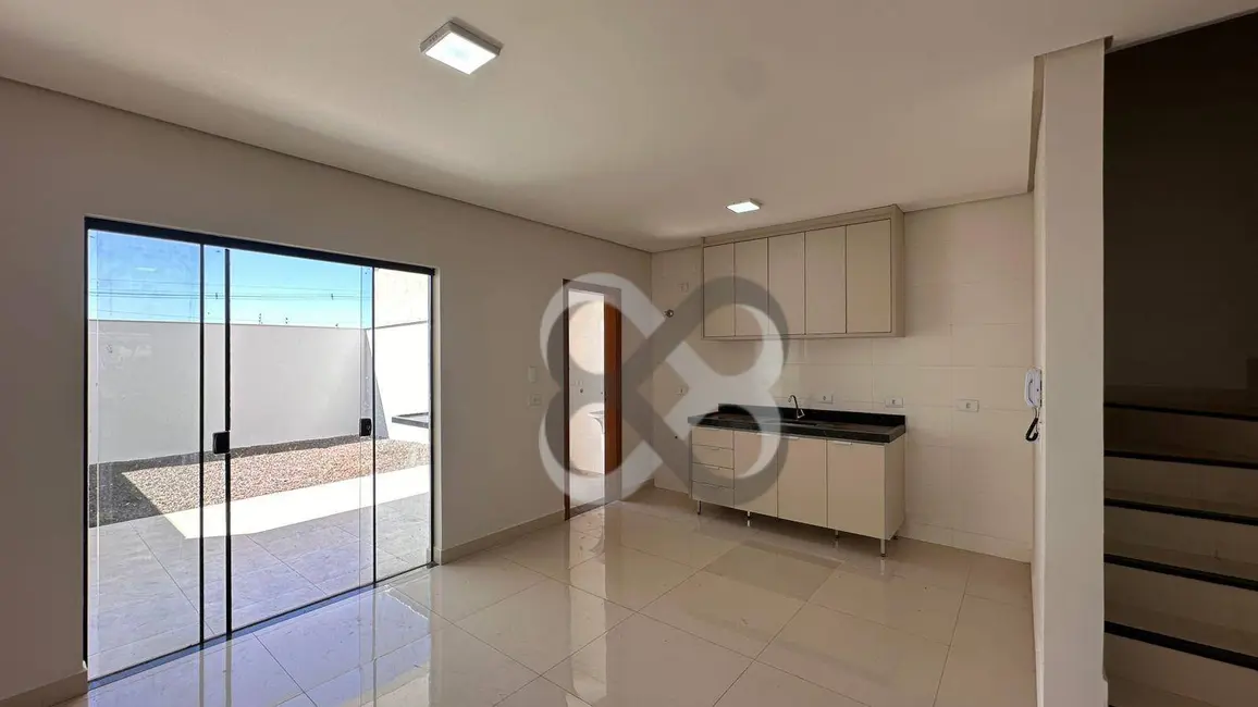 Sobrado com 3 quartos à venda e para alugar, 132m2 em Sabará I, Londrina - PR - imagem 9 Foto 9 de Sobrado com 3 quartos à venda e para alugar, 132m2 em Sabará I, Londrina - PR