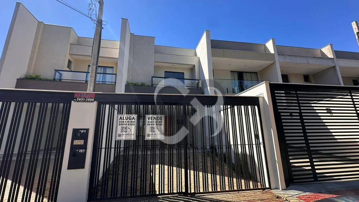 Foto 1 de Sobrado com 3 quartos à venda e para alugar, 132m2 em Sabará I, Londrina - PR