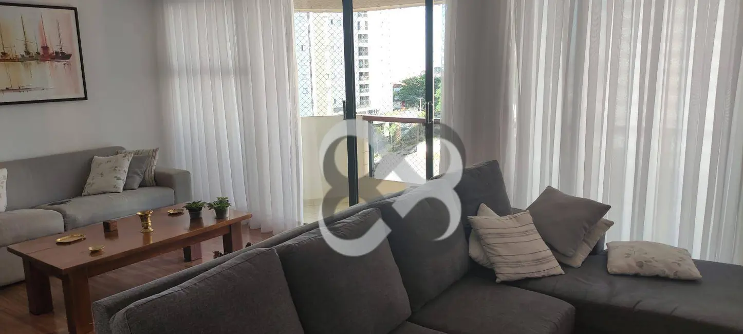 Apartamento com 3 quartos à venda, 174m2 em Centro, Londrina - PR - imagem 7 Foto 7 de Apartamento com 3 quartos à venda, 174m2 em Centro, Londrina - PR