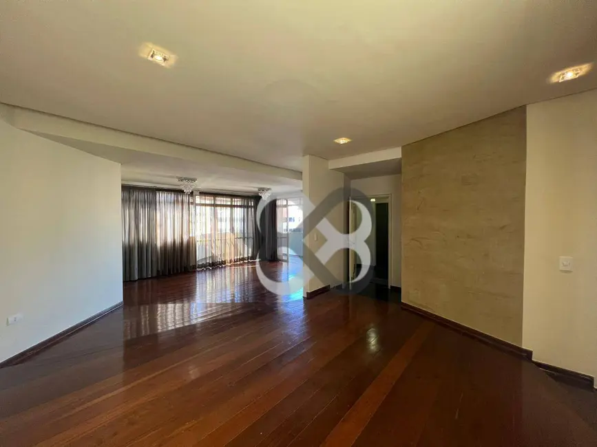 Apartamento com 4 quartos à venda, 637m2 em Centro, Londrina - PR - imagem 4 Foto 4 de Apartamento com 4 quartos à venda, 637m2 em Centro, Londrina - PR