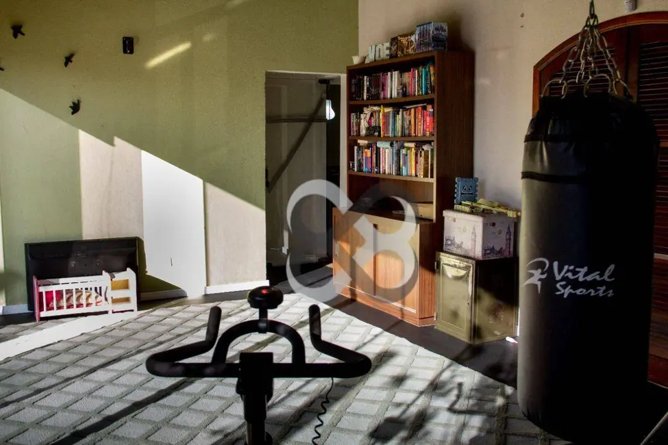 Sobrado com 5 quartos à venda, 370m2 em Jardim Presidente, Londrina - PR - imagem 6 Foto 6 de Sobrado com 5 quartos à venda, 370m2 em Jardim Presidente, Londrina - PR
