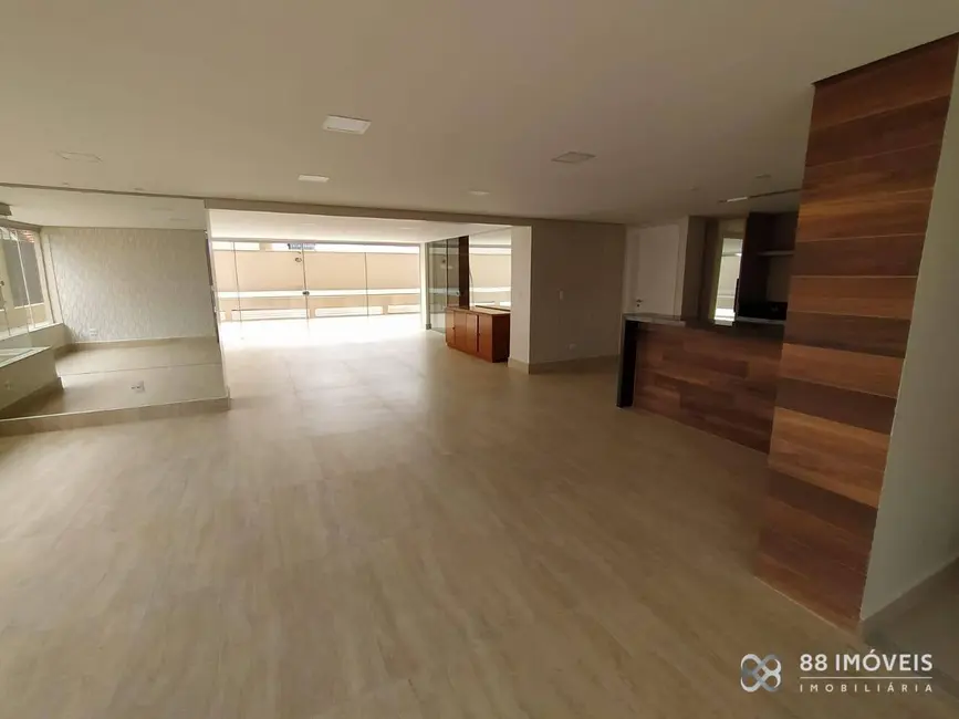 Apartamento com 5 quartos à venda e para alugar, 358m2 em Centro, Londrina - PR - imagem 3 Foto 3 de Apartamento com 5 quartos à venda e para alugar, 358m2 em Centro, Londrina - PR