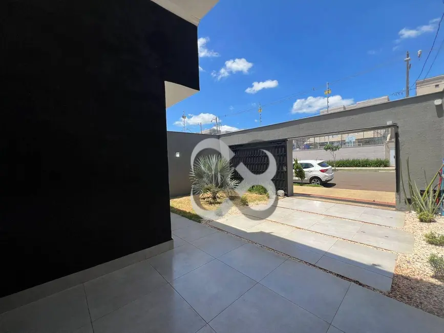 Foto 5 de Casa com 3 quartos à venda e para alugar, 125m2 em Colinas, Londrina - PR