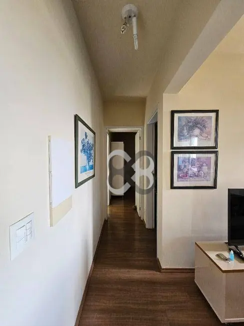 Apartamento com 2 quartos para alugar, 105m2 em Aurora, Londrina - PR - imagem 6 Foto 6 de Apartamento com 2 quartos para alugar, 105m2 em Aurora, Londrina - PR