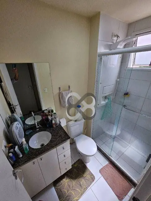 Apartamento com 2 quartos para alugar, 105m2 em Aurora, Londrina - PR - imagem 8 Foto 8 de Apartamento com 2 quartos para alugar, 105m2 em Aurora, Londrina - PR