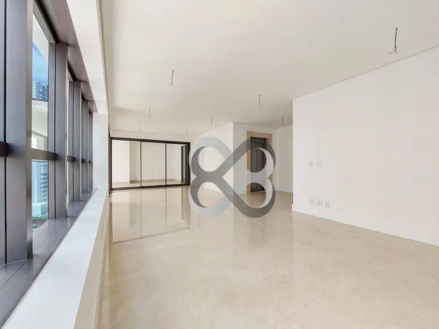 Foto 1 de Apartamento com 3 quartos à venda e para alugar, 216m2 em Gleba Fazenda Palhano, Londrina - PR