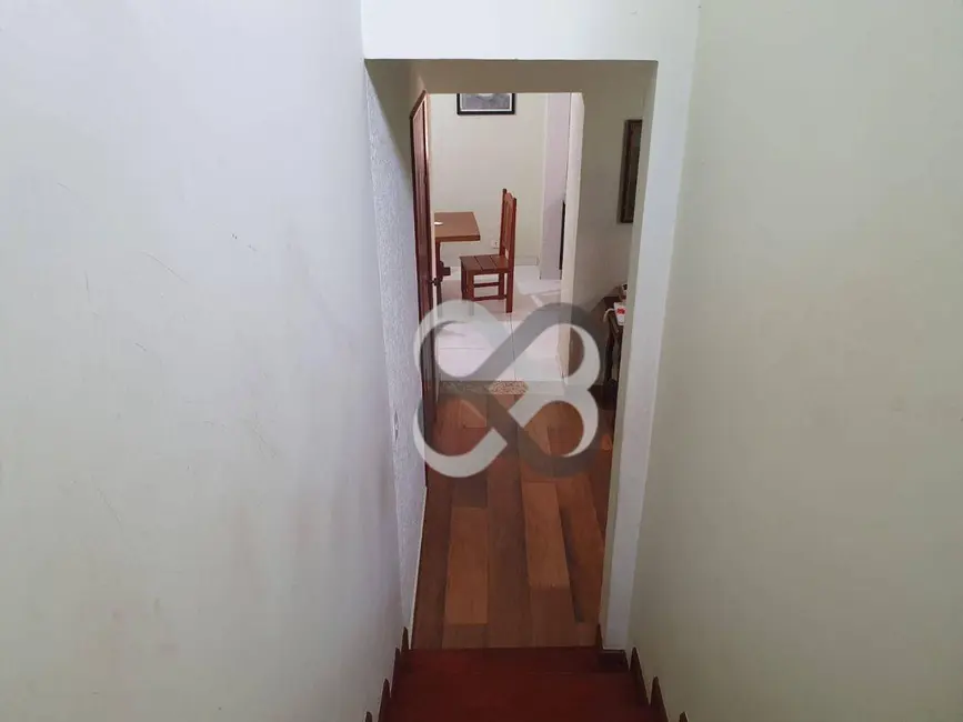 Sobrado com 6 quartos à venda, 306m2 em Portal de Versalhes 2, Londrina - PR - imagem 7 Foto 7 de Sobrado com 6 quartos à venda, 306m2 em Portal de Versalhes 2, Londrina - PR