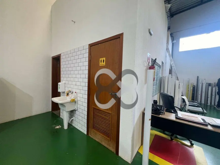 Foto 7 de Armazém / Galpão à venda, 369m2 em Londrina - PR