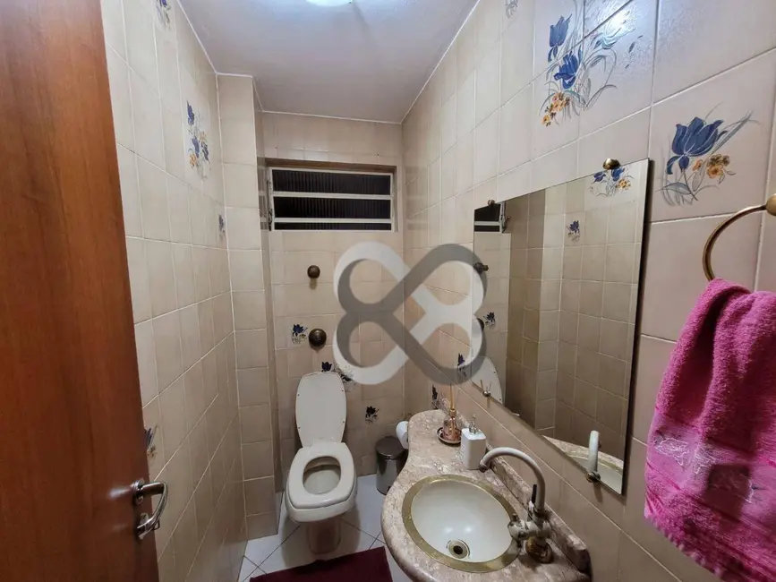 Apartamento com 4 quartos à venda, 311m2 em Vitória, Londrina - PR - imagem 9 Foto 9 de Apartamento com 4 quartos à venda, 311m2 em Vitória, Londrina - PR