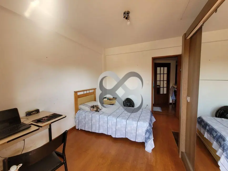 Apartamento com 4 quartos à venda, 311m2 em Vitória, Londrina - PR - imagem 7 Foto 7 de Apartamento com 4 quartos à venda, 311m2 em Vitória, Londrina - PR
