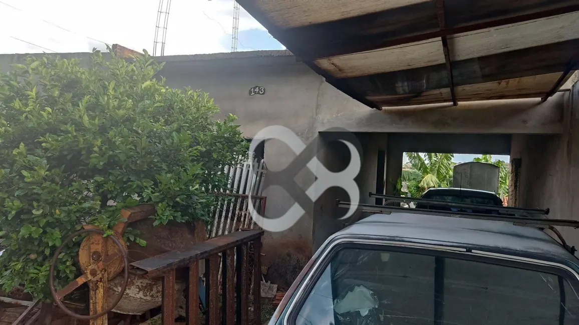 Foto 3 de Casa com 1 quarto à venda, 250m2 em Jardim Maria Celina, Londrina - PR