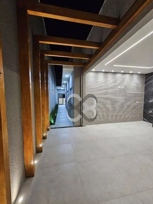 Casa com 3 quartos à venda, 180m2 em Londrina - PR - imagem 8 Foto 8 de Casa com 3 quartos à venda, 180m2 em Londrina - PR
