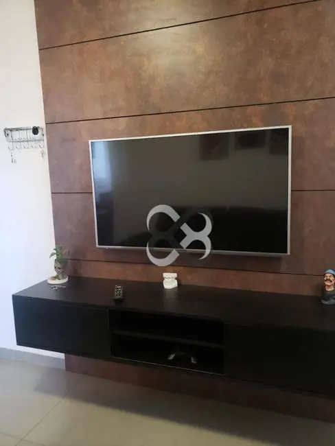 Foto 5 de Apartamento com 2 quartos à venda, 45m2 em Londrina - PR